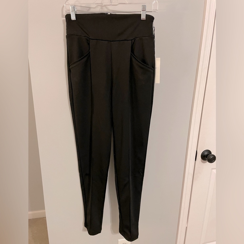 Unique Vintage black high waist cigarette pants, size M